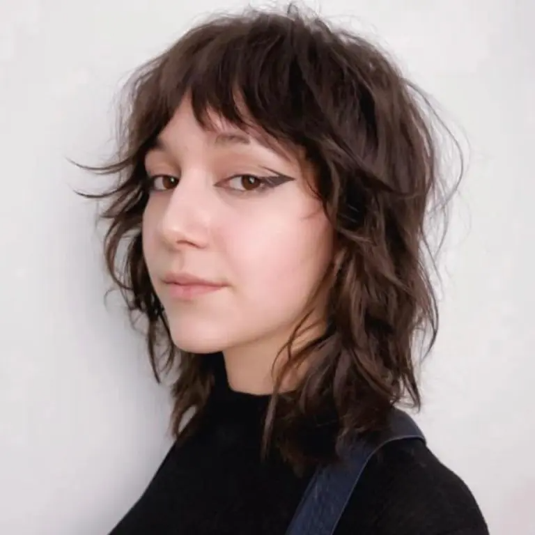 Effortless Dark Wave Shag