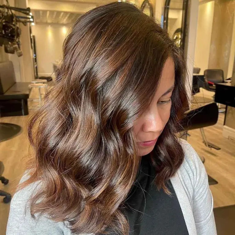 Elegant Caramel Waves