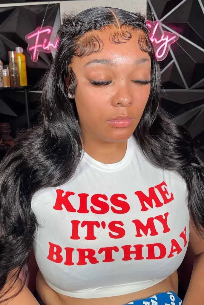 Glamorous Twists with Sculpted Edges