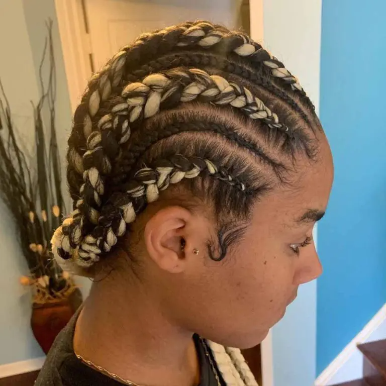 Sleek Cornrow Ponytail with Chic Precision