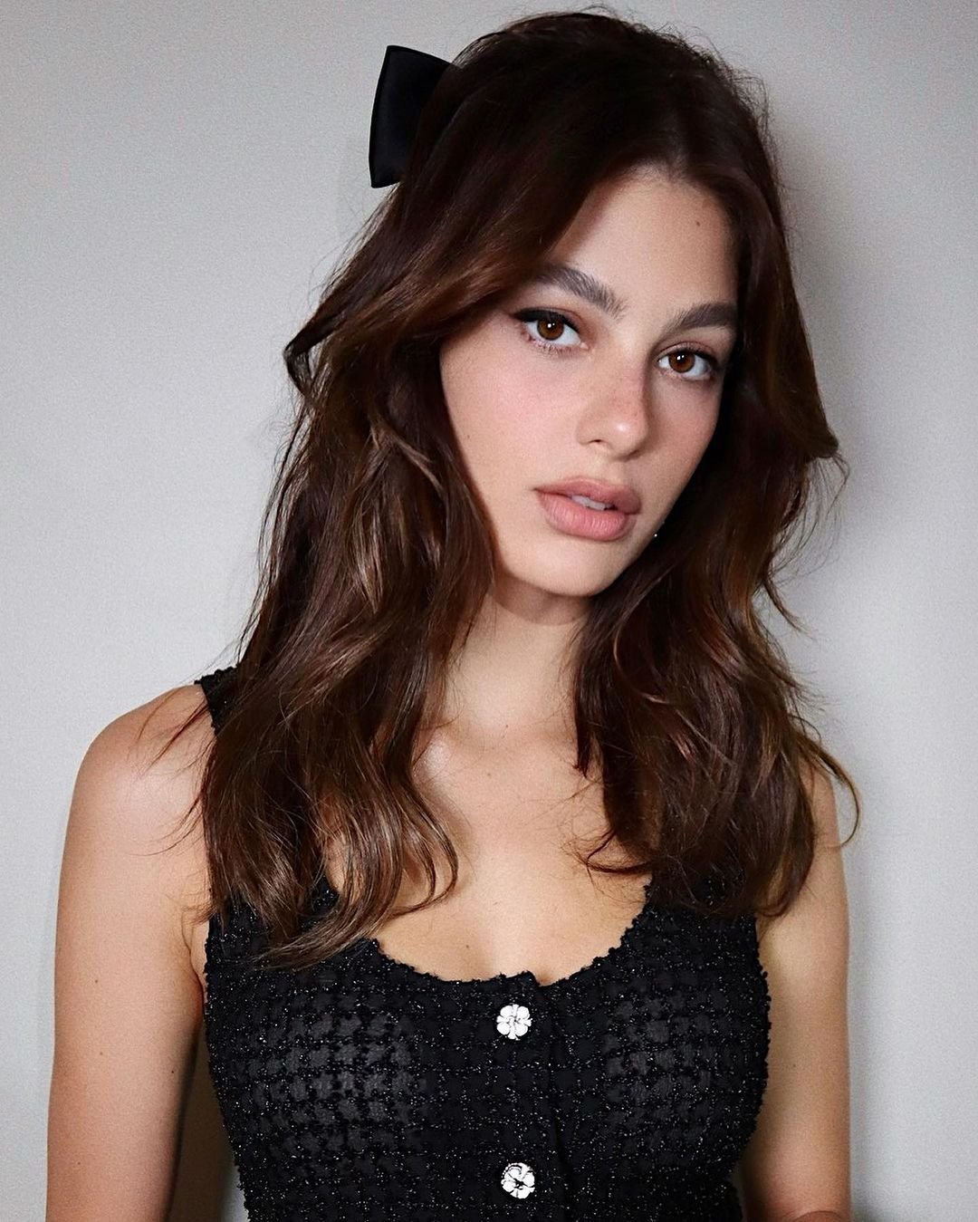 Chic Soft-Wave Kitty Cut