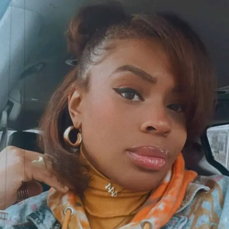 Elegant Silk Press with Golden Hoop Accents