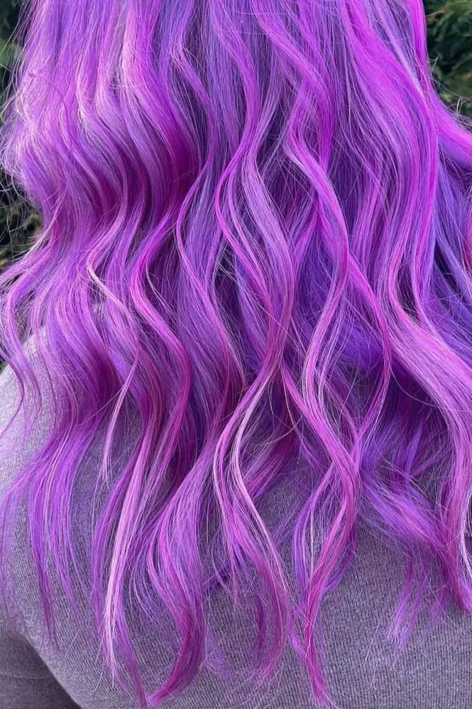 Radiant Amethyst Waves