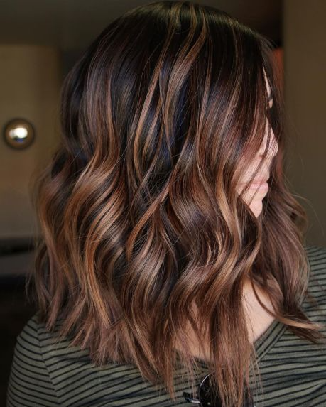 Gilded Caramel Waves
