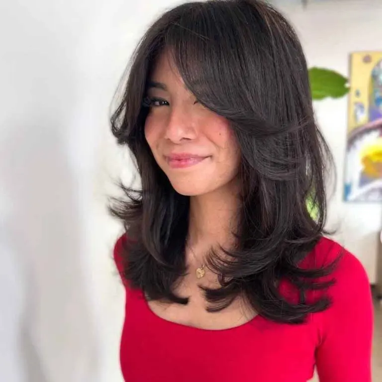 Voluminous Feathered Kitty Cut